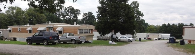 Woodland Mobile Home Park in Somerset, KY - Building Photo - Building Photo