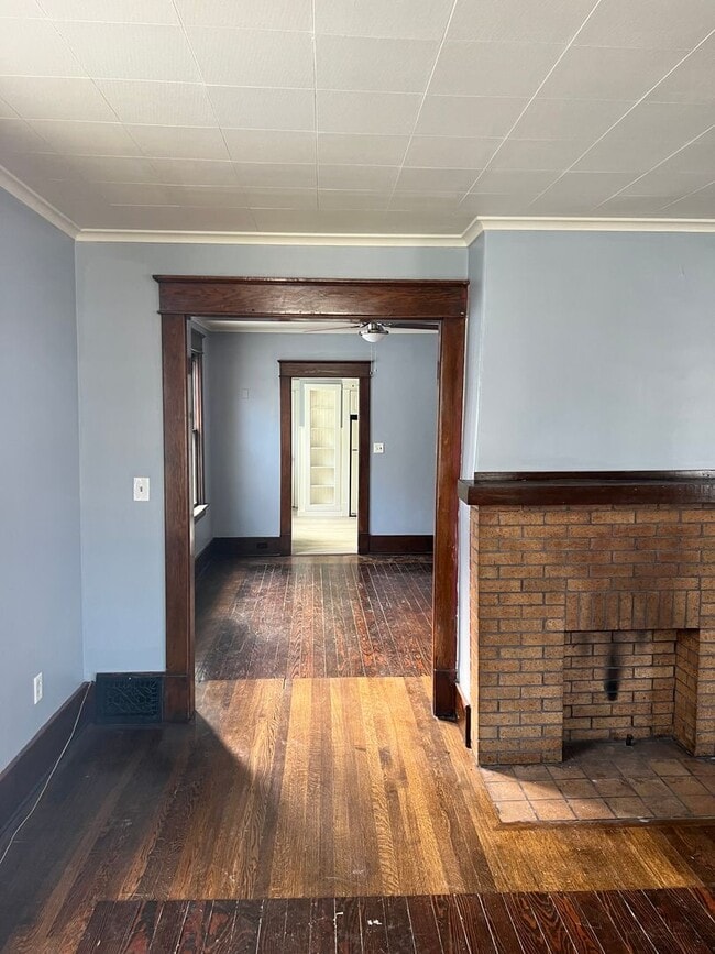 property at 1245 W 9th St