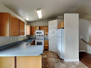 2359 W 2075 N in Clinton, UT - Building Photo - Building Photo