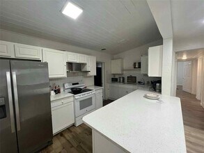4926 Stewart Ave in Orlando, FL - Building Photo - Building Photo