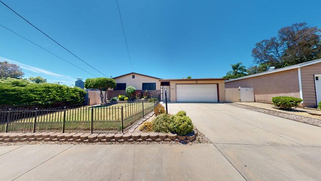 property at 4912 Tierra Baja Way