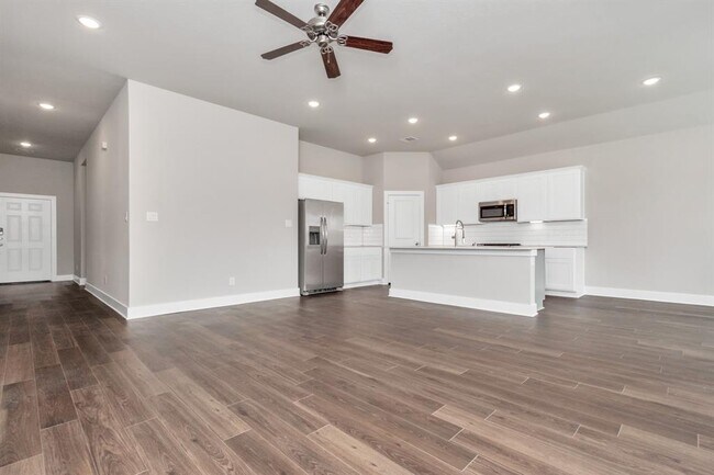 1218 Scarlet Crk Dr in Rosharon, TX - Building Photo - Building Photo