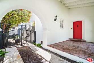 1931 Midvale Ave in Los Angeles, CA - Building Photo - Building Photo