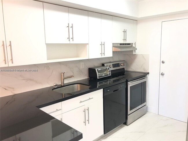 property at 18021 Biscayne Blvd