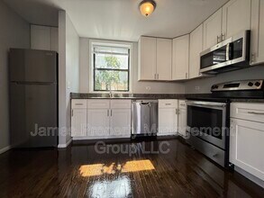 6106 S Dorchester Ave in Chicago, IL - Building Photo - Building Photo