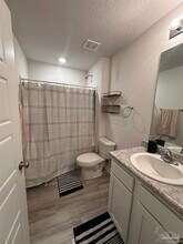 5911 Laurel Oak Dr in Pensacola, FL - Building Photo - Building Photo