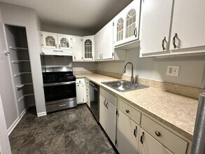 205 Erin Way in Reisterstown, MD - Building Photo - Building Photo