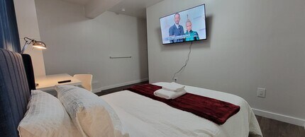 8029 240th St SW in Edmonds, WA - Building Photo - Building Photo