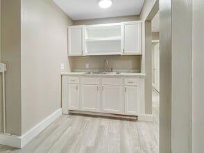 104 S Beechtree St in Grand Haven, MI - Building Photo - Building Photo