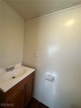 7849 Suncoast Dr in North Fort Myers, FL - Building Photo - Building Photo