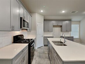 2125 Johnson City Ave in Forney, TX - Building Photo - Building Photo