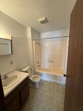 301 Bernice St-Unit -B3 in Milroy, MN - Building Photo - Building Photo
