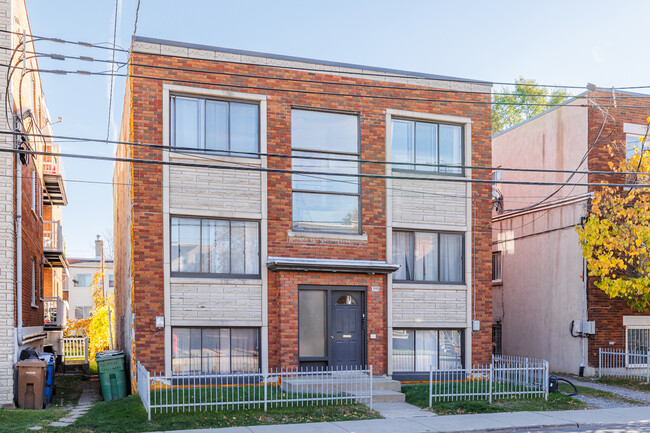 3990 Lesage Rue in Verdun, QC - Building Photo - Building Photo