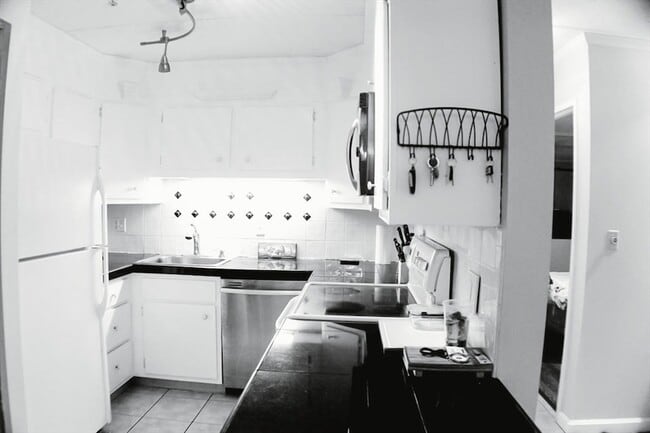 55 Tall Oaks Dr, Unit 407 in Weymouth, MA - Building Photo - Building Photo