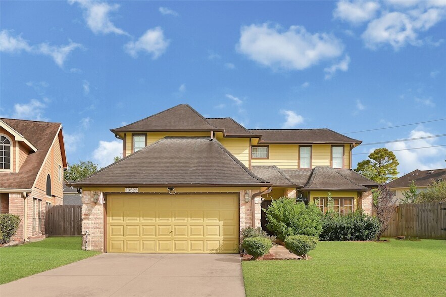 13523 Pasa Robles Ln in Houston, TX - Foto de edificio
