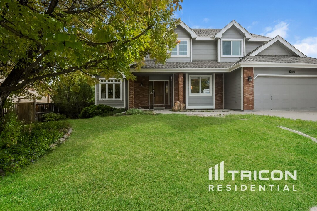 1760 Overlook Dr in Fort Collins, CO - Building Photo