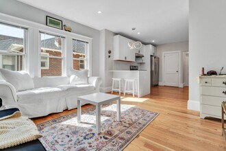 99 Kilsyth Rd, Unit #2 in Boston, MA - Building Photo - Building Photo