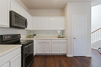5908 Taylorcrest Dr in Austin, TX - Building Photo - Building Photo