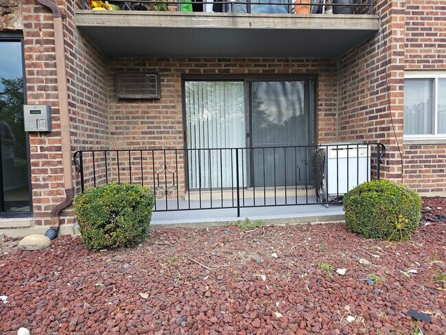 9840 W 153rd St in Orland Park, IL - Building Photo - Building Photo