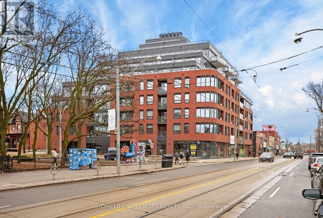 5 Lakeview Ave in Toronto, ON - Building Photo - Building Photo