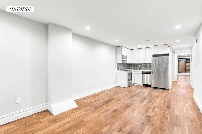 551 St Marks Ave in Brooklyn, NY - Building Photo - Building Photo