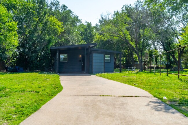 2413 N Oswego Ave in Tulsa, OK - Building Photo - Building Photo