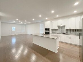 6825 Ellsworth Walk in Austin, TX - Building Photo - Building Photo