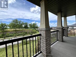 27 Allcroft Ct in Hamilton, ON - Building Photo - Building Photo
