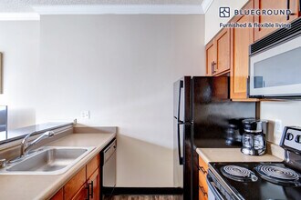 1406 Western Ave in Seattle, WA - Building Photo - Building Photo