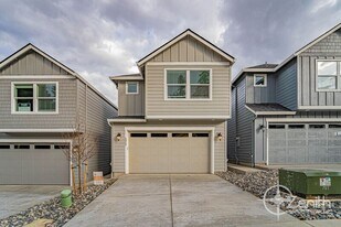 4935 NE 2nd Ct in Vancouver, WA - Building Photo