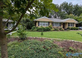 2222 Matthews St SE in Huntsville, AL - Building Photo