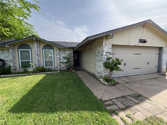 12120 Bishop Dr in Balch Springs, TX - Building Photo