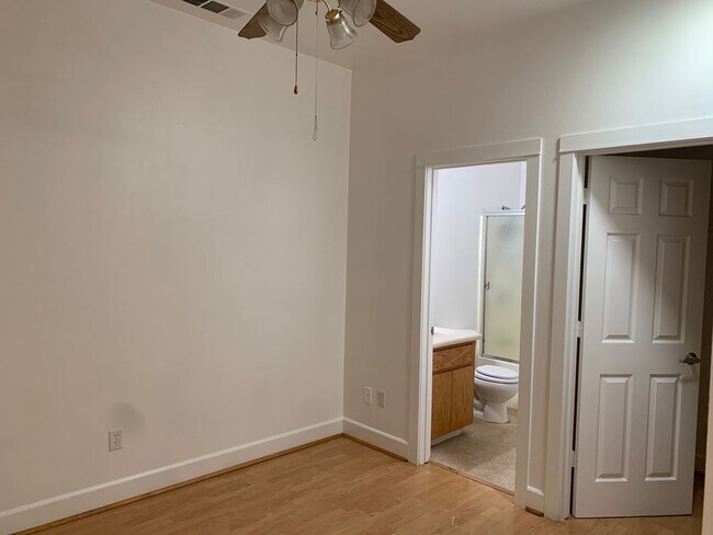 Downtown Living in Porterville, CA - Building Photo - Interior Photo