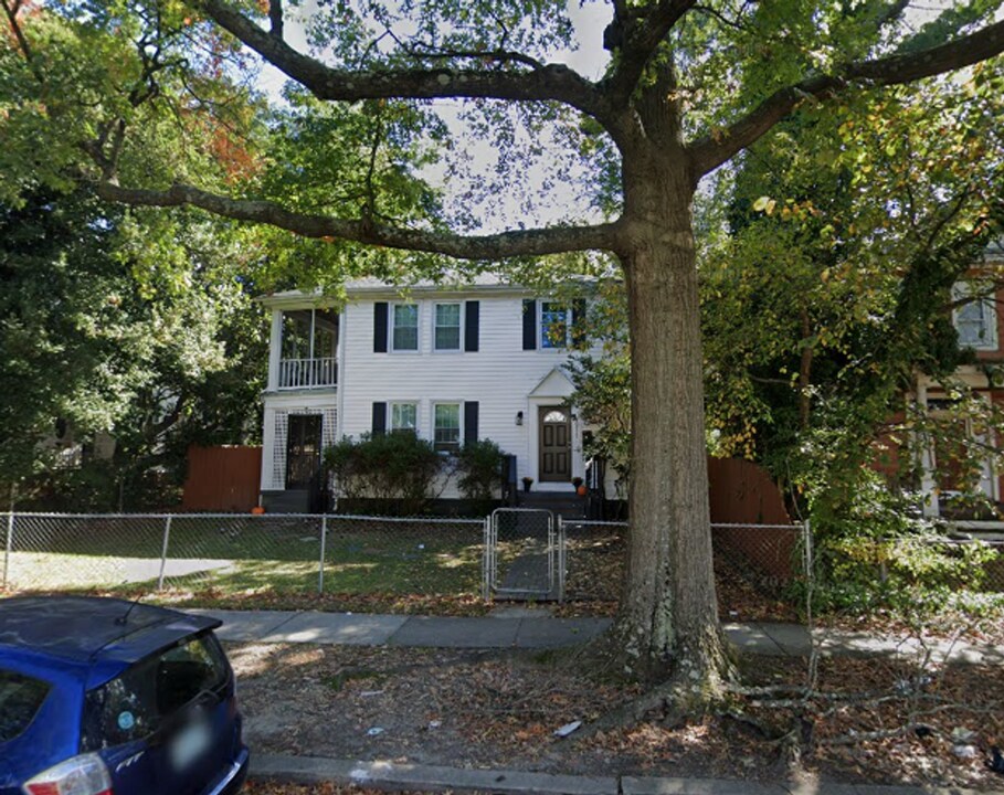 2911 3rd Ave in Richmond, VA - Building Photo