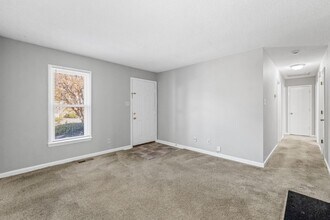 1205 Westhampton Dr in Greensboro, NC - Building Photo - Building Photo