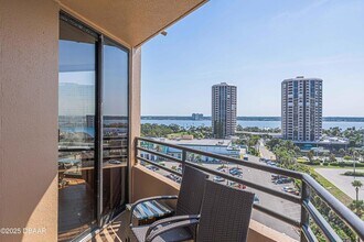 3023 S Atlantic Ave, Unit 8010 in Daytona Beach Shores, FL - Building Photo - Building Photo