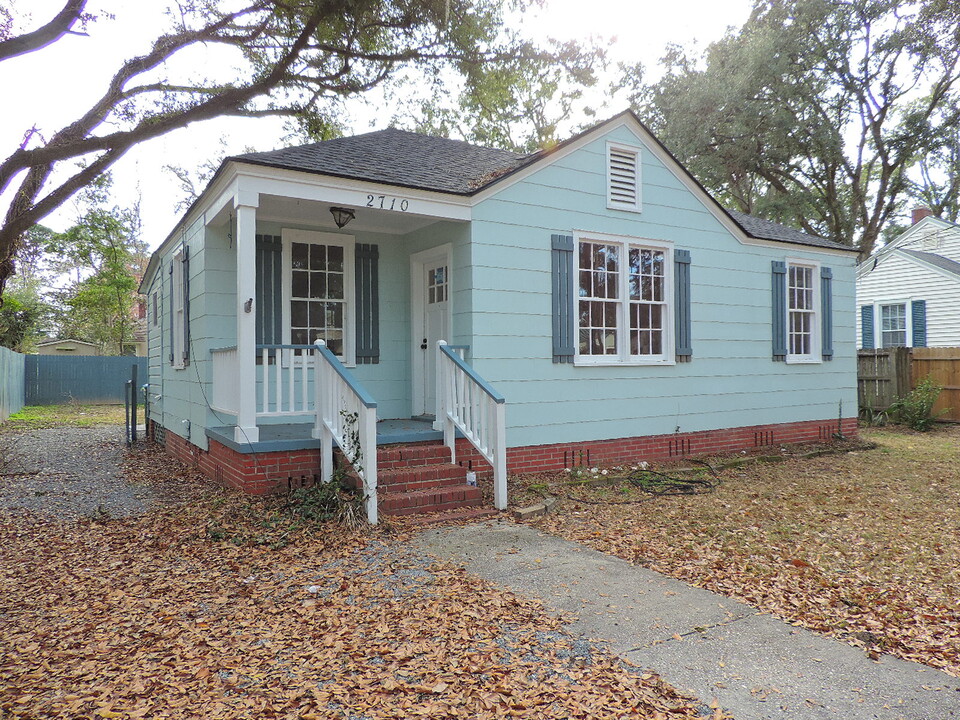 2710 Oaklawn St in Beaufort, SC - Building Photo