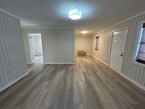 229 N Church Ave in Brownsville, TN - Foto de edificio - Building Photo