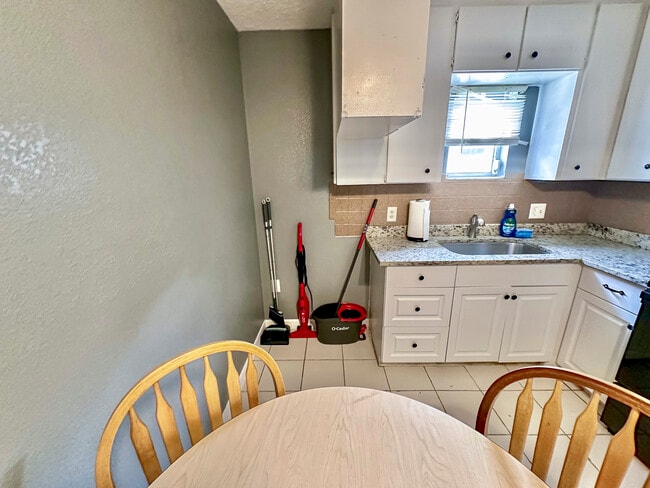 property at 5833 Sun Glo Ave