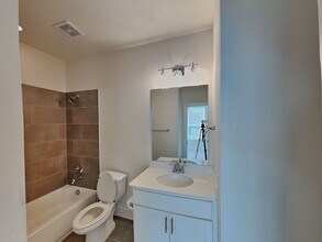 2822 Addison Park Ln in Fort Worth, TX - Building Photo - Building Photo