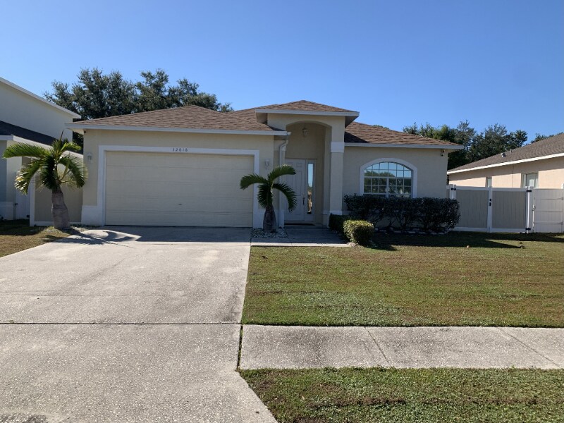 12018 85th St N in Largo, FL - Building Photo