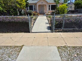 5308 9th Ave in Los Angeles, CA - Building Photo