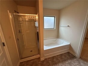 376 Pernell in Hampton, GA - Foto de edificio - Building Photo