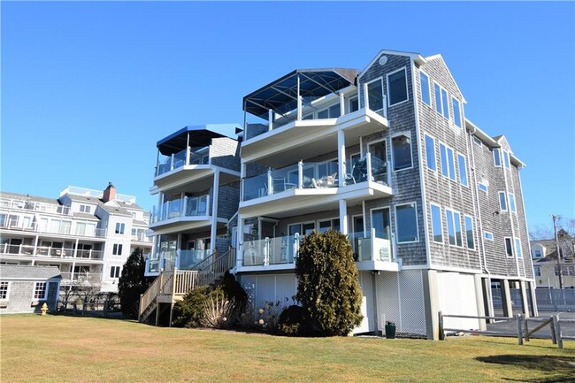 property at 3 Kirwins Ln