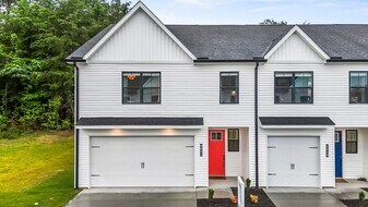 8851 Chapman Trce Wy in Knoxville, TN - Building Photo