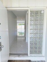8208 SW 81st Pl in Miami, FL - Building Photo - Building Photo