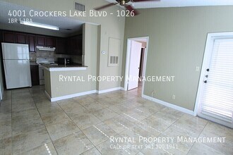 4001 Crockers Lake Blvd in Sarasota, FL - Building Photo - Building Photo