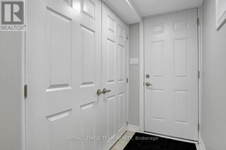 775 Trojan Ave in Ottawa, ON - Building Photo - Building Photo