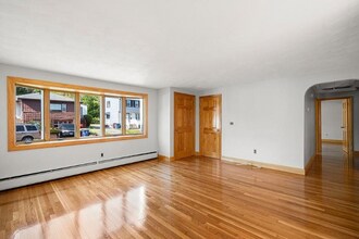 60 Hopkins St in Revere, MA - Building Photo - Building Photo