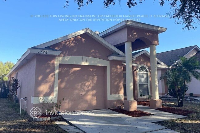 7626 Clovelly Park Pl in Apollo Beach, FL - Foto de edificio - Building Photo